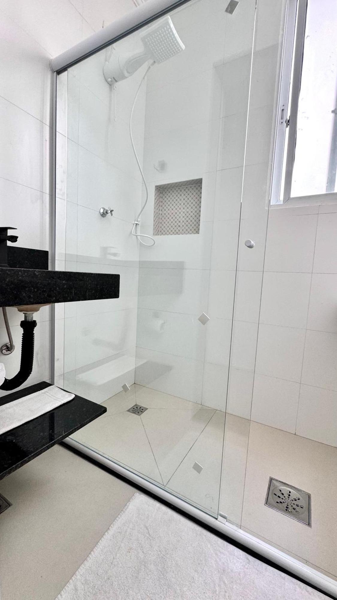 Studio 909 Pitangueiras - Edificio Bandeirantes - Com Estacionamento Incluido Guarujá Zewnętrze zdjęcie